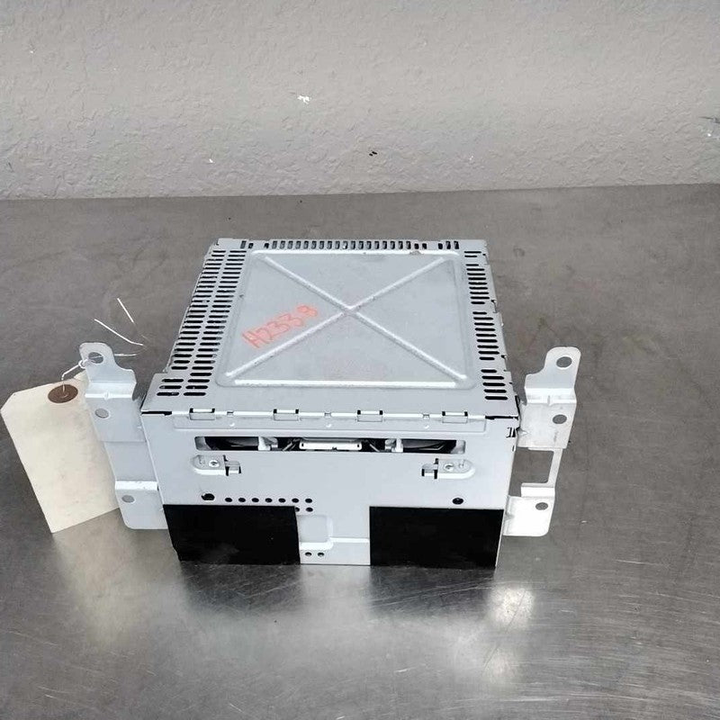 Audio & Visual Equip.(radio) FORD ESCAPE 10