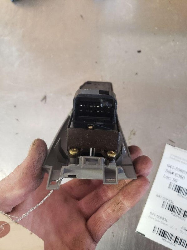 Door Switch Front TOYOTA COROLLA 03 04 05 06 07 08