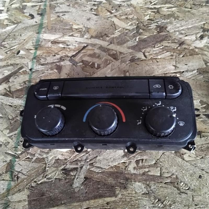 Heater A/c Control DODGE CARAVAN 03