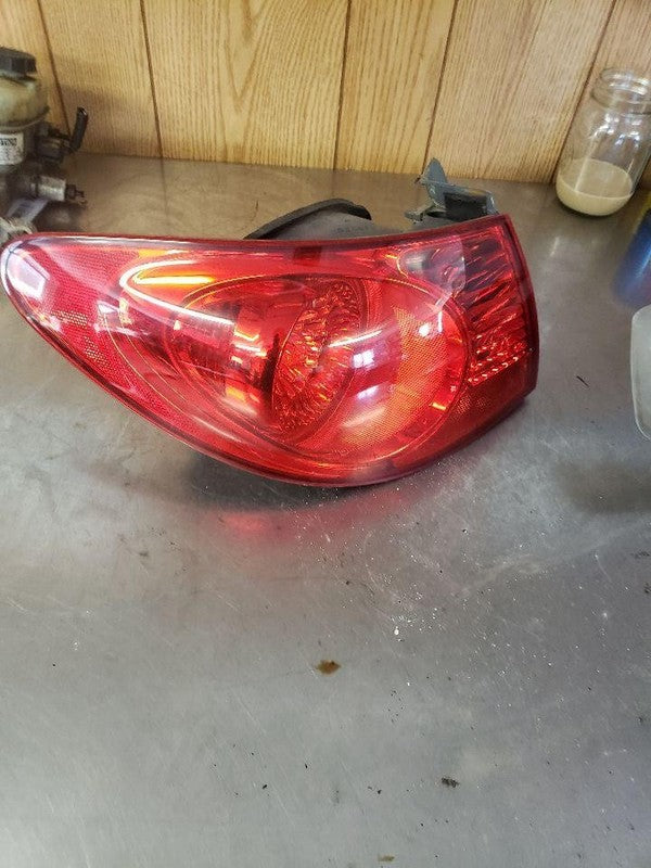Tail Light Assembly HYUNDAI ELANTRA Left 07 08 09 10