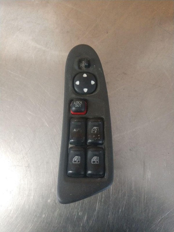 Door Switch Front CHEVY MALIBU 00 01 02 03 04 05