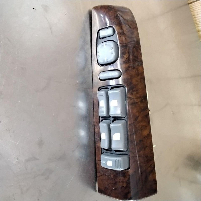 Door Switch Front OLDS BRAVADA 99 00 01