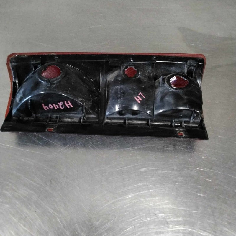 1985-2005 GMC Safari Left Tail Light Assembly