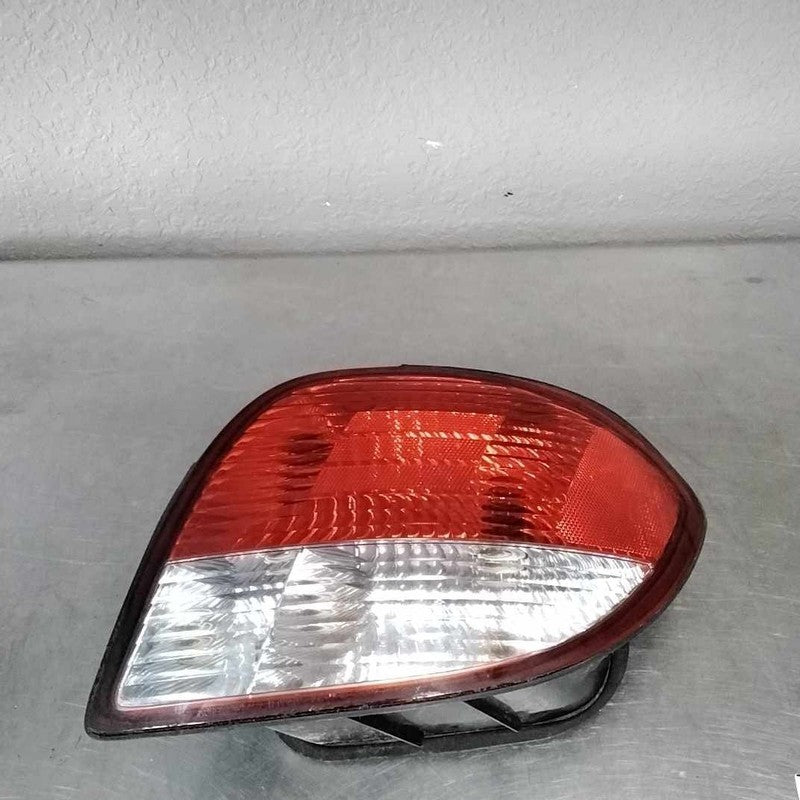 Tail Light Assembly HYUNDAI TIBURON Right 00 01