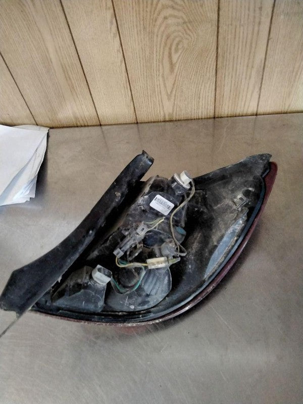 Tail Light Assembly SATURN ION Left 03 04 05 06 07