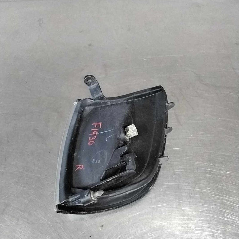 Fog/mark/park/turn Light/lamp TOYOTA 4RUNNER Right 96 97 98