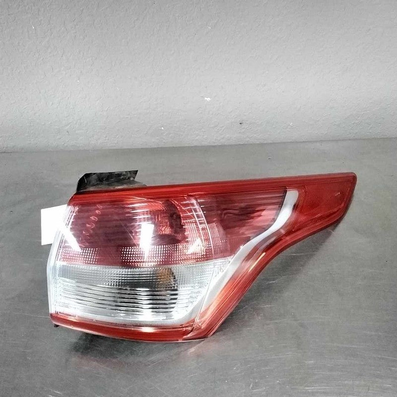 2013-2016 Right Tail Light Assembly Ford Escape