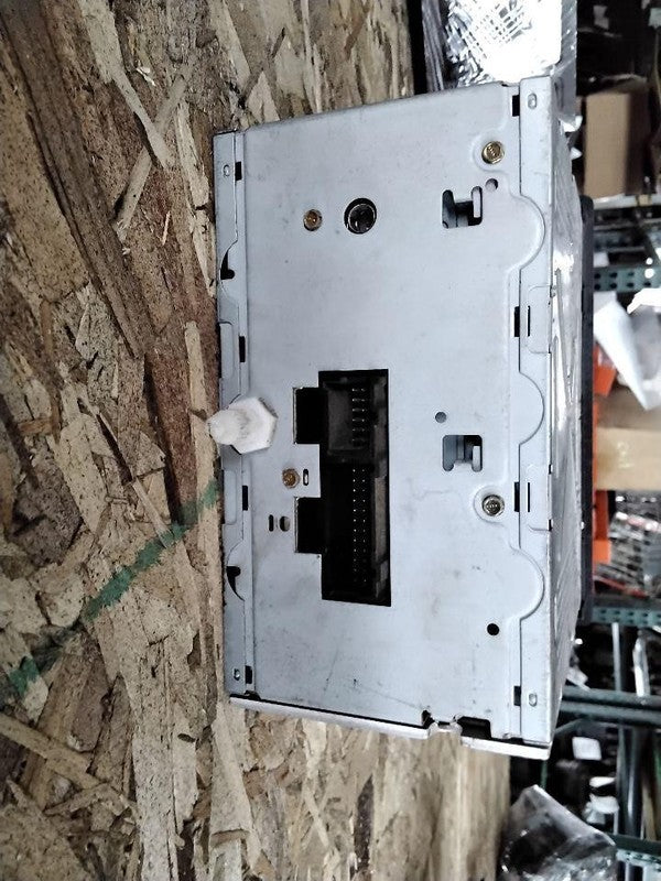 Audio & Visual Equip.(radio) GMC ENVOY 02 03