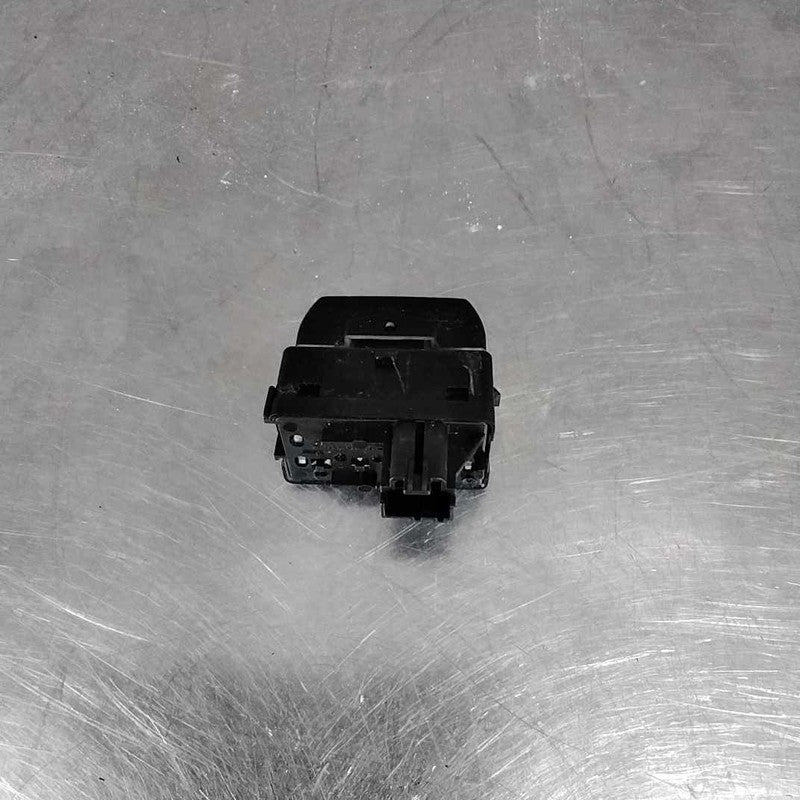 Door Switch Front MERCURY SABLE 08 09