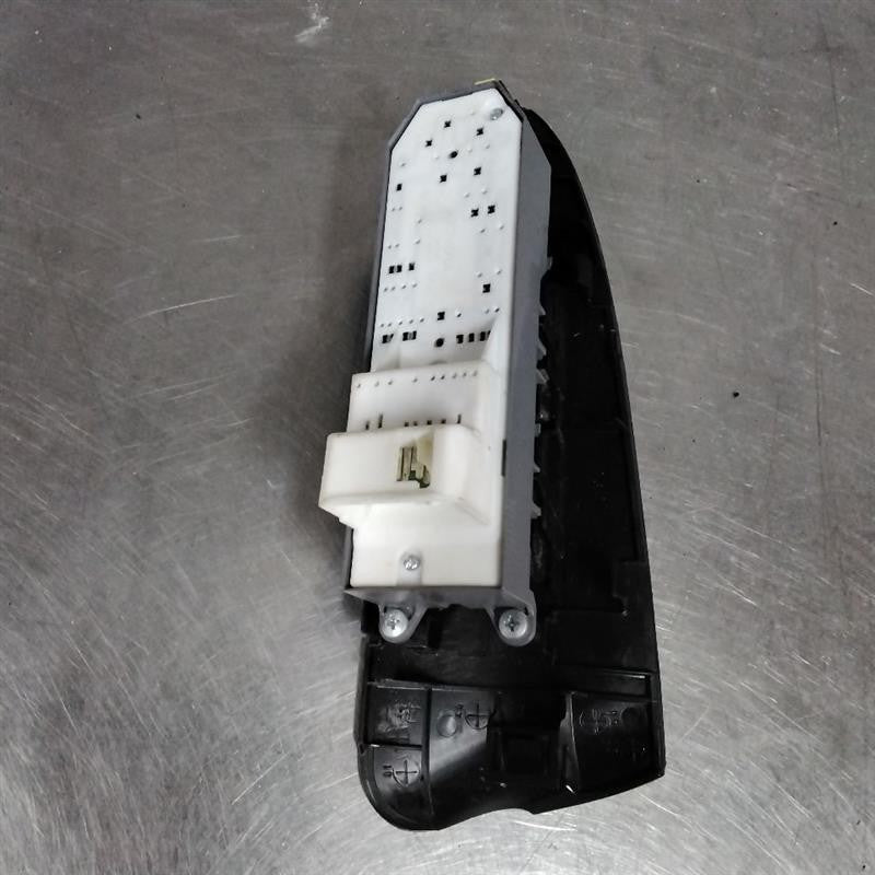 Door Switch Front TOYOTA RAV-4 06 07 08 09 10 11 12