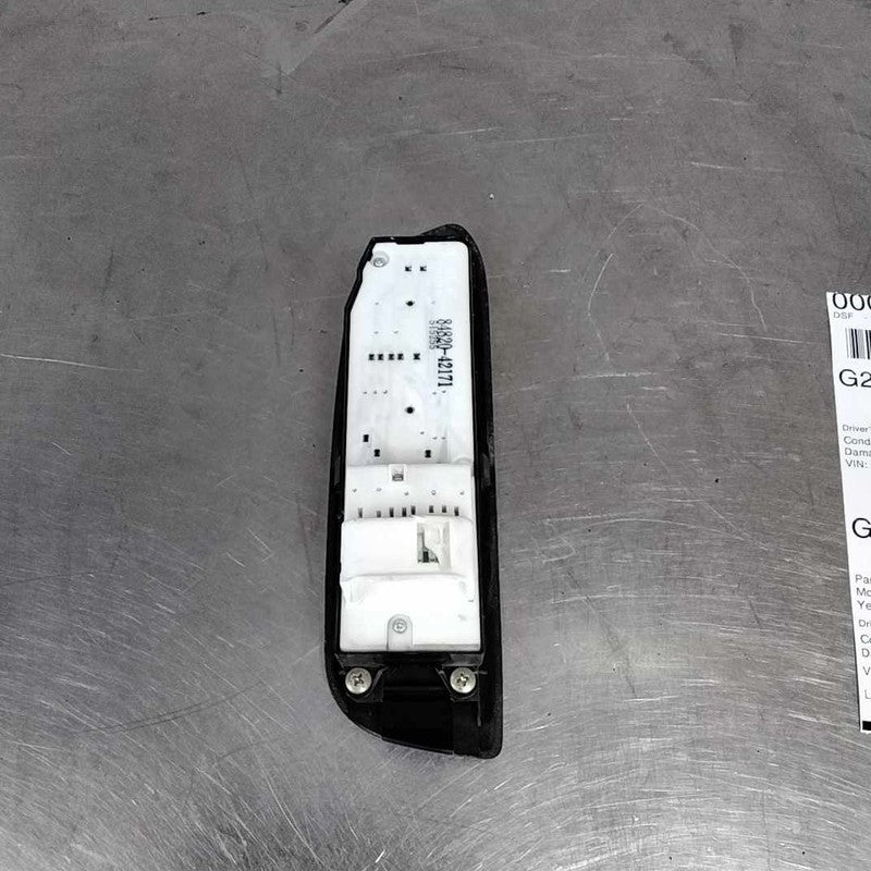 Door Switch Front TOYOTA RAV-4 04 05