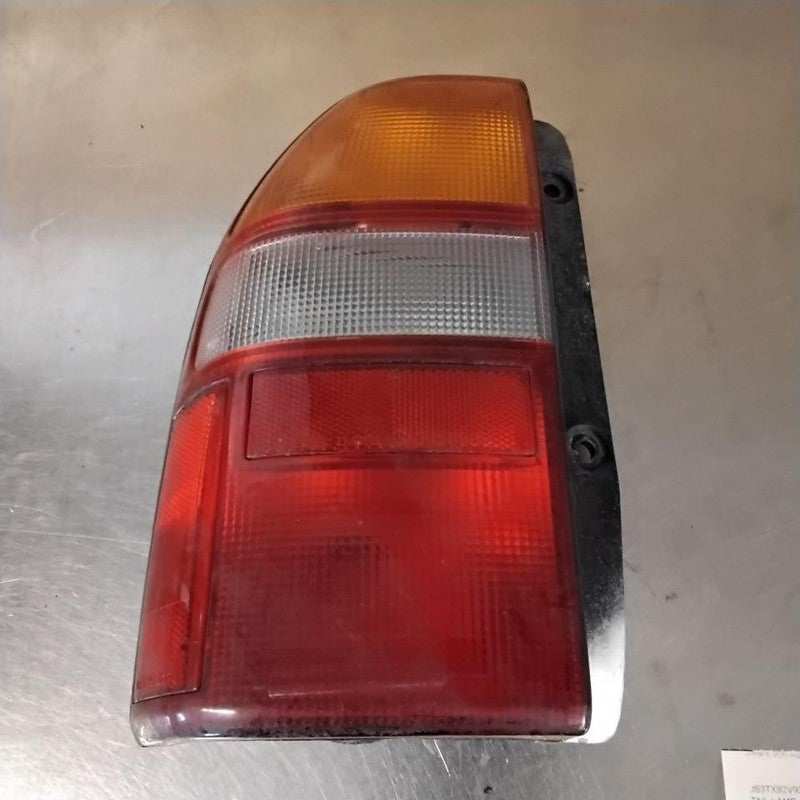 Tail Light Assembly SUZUKI GRAND VITARA Left 99 00 01 02 03