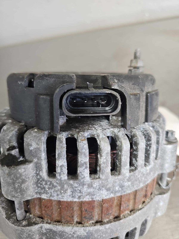 2003-2004 Suburban 1500 Alternator OEM#19244751