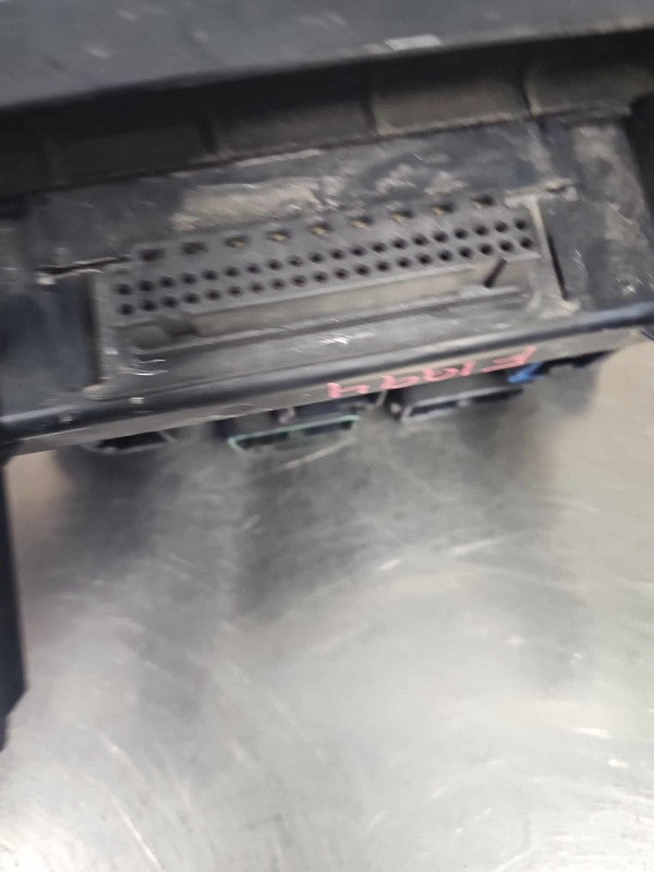 2006-2007 Dodge Charger Engine Fuse Box OEM#05161486AA