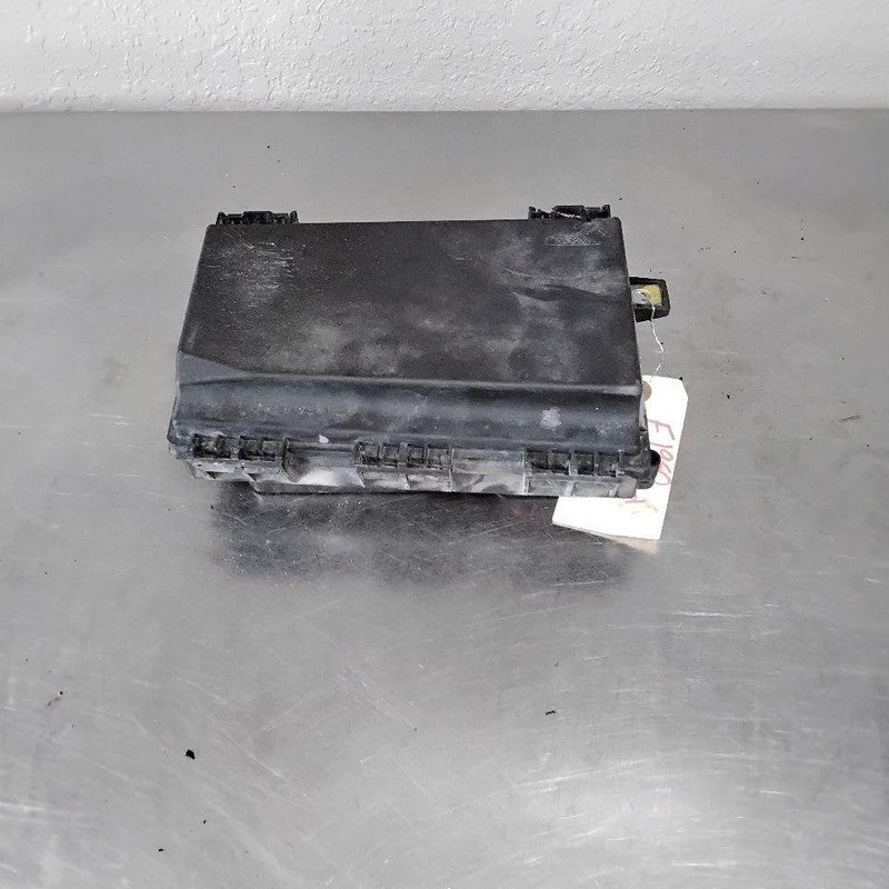 2008-2009 Saturn Astra Engine Fuse Box OEM#93190849