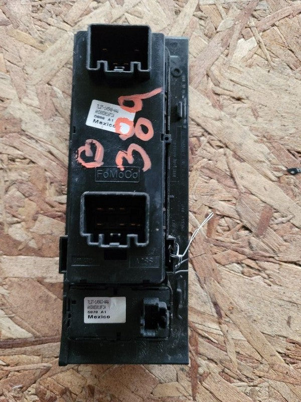 Door Switch Front MERCURY MOUNTAINEER 08 09 10