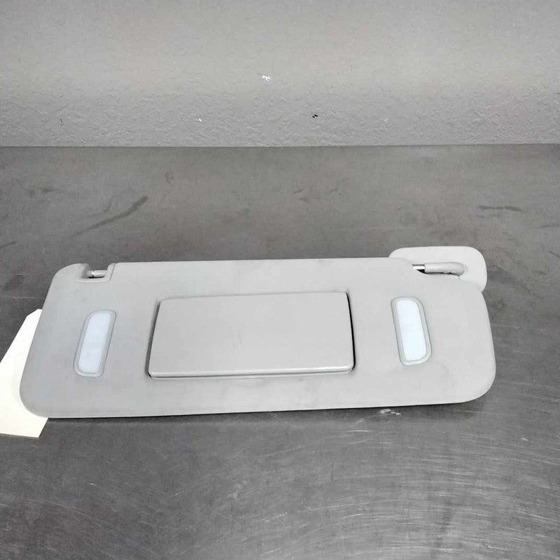 Sun Visor CHEVY SILVERADO 1500 Right 07 08 09 10 11 12 13