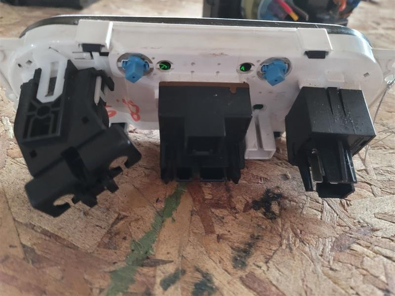 Heater A/c Control FORD ESCAPE 02 03 04 05 06 07