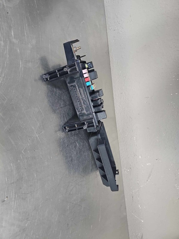 2006-2007 Dodge Charger Engine Fuse Box OEM#05161486AA