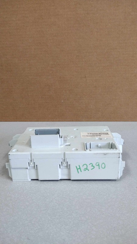 2016 Jeep Cherokee Body Control (BCM) halogen headlamps #68273255AE