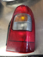 Tail Light Assembly OLDS SIHLOUETTE Right 97 98 99 00 01 02 03 04