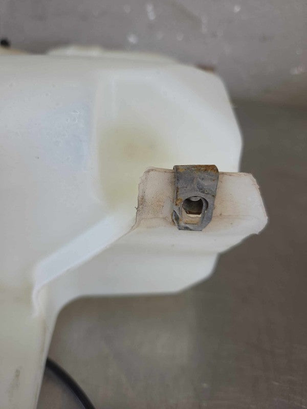 Washer Bottle CHEVY SILVERADO 1500 07 08 09 10 11 12 13