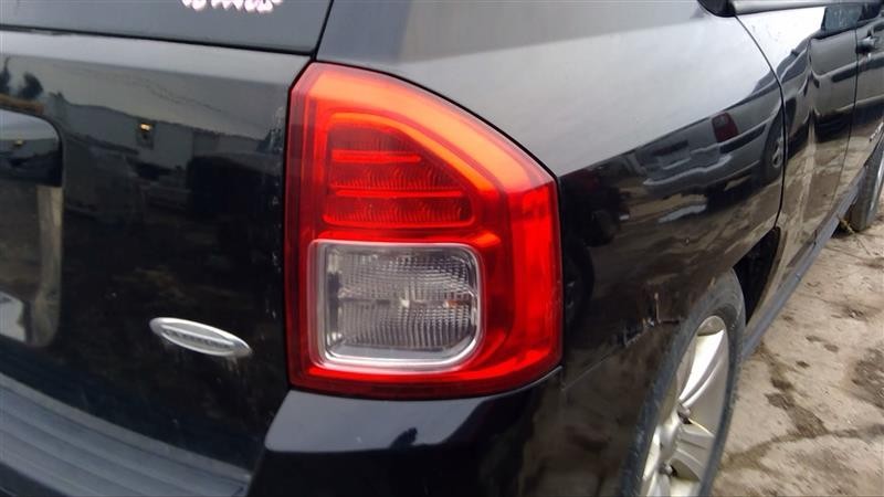 Tail Light Assembly JEEP COMPASS Right 11 12 13