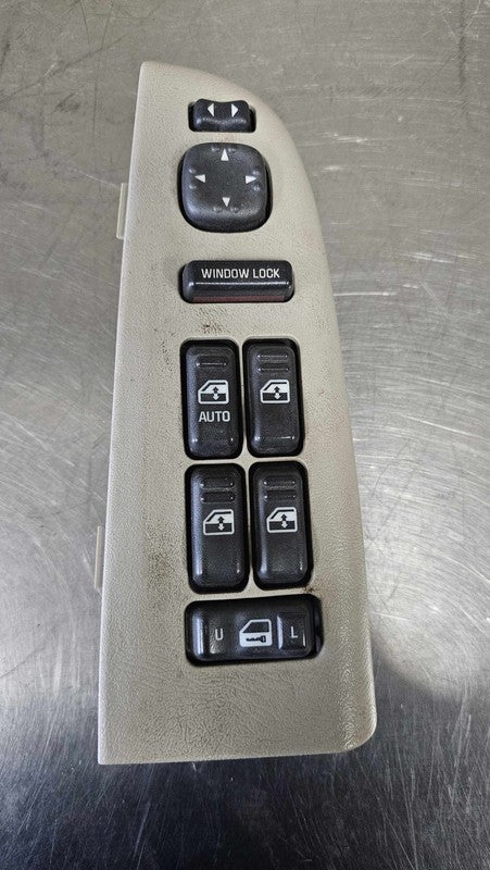 Door Switch Front SUBURBAN 1500 00 01 02