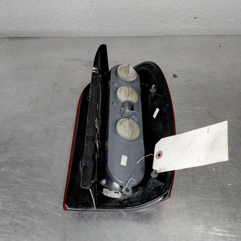 Tail Light Assembly JEEP LIBERTY Left 05 06 07