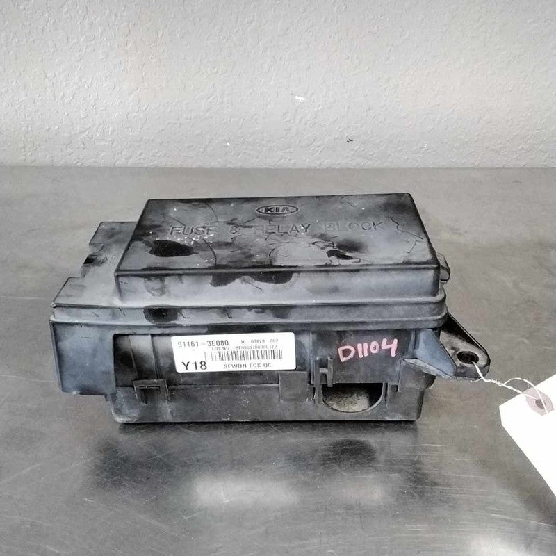 2007-2009 Kia Sorento Engine Fuse Box OEM#911613E080