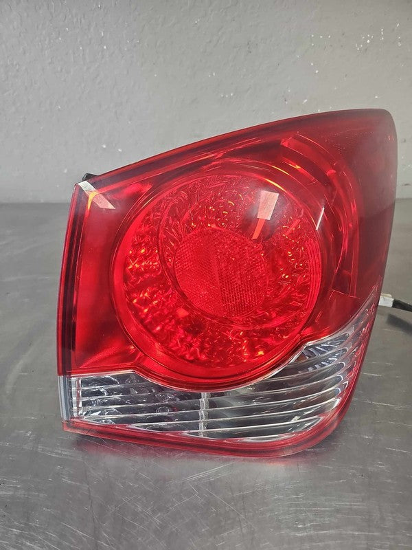 2011-2016 Chevrolet Cruze Right Tail Light Assembly
