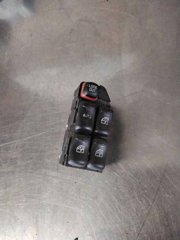 Door Switch Front CHEVY MALIBU 00 01 02 03 04 05