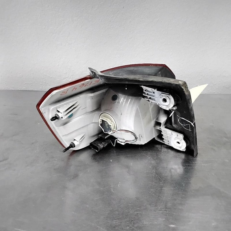 Tail Light Assembly GMC TERRAIN Right 10 11 12 13 14 15 16 17
