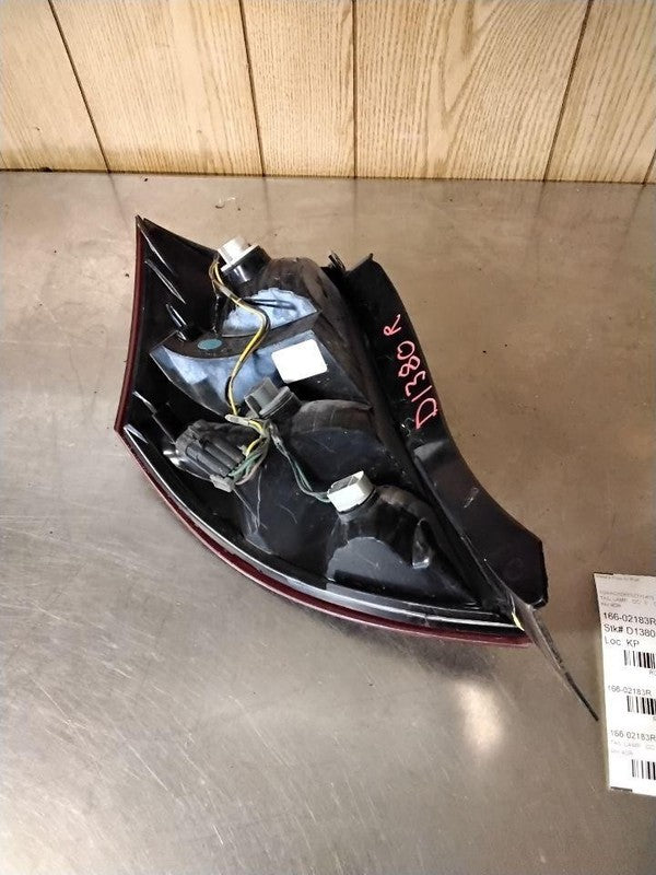 Tail Light Assembly SATURN ION Right 03 04 05 06 07