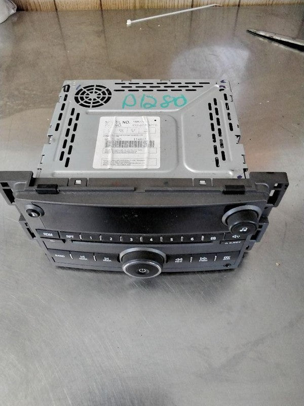 Audio & Visual Equip.(radio) CHEVY HHR 06 07