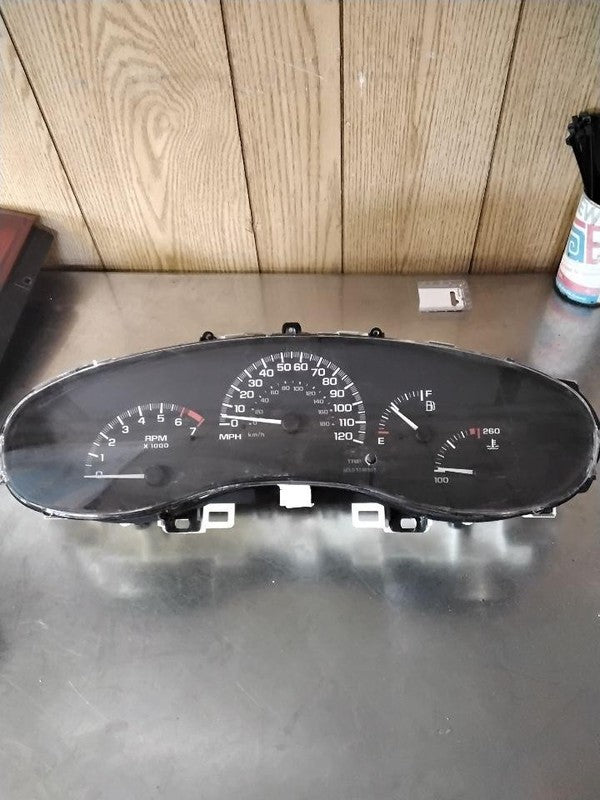 Speedometer CHEVY MALIBU 01 02 03