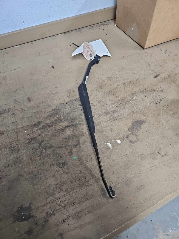Wiper Arm TOYOTA SOLARA 99 00 01 02 03 04
