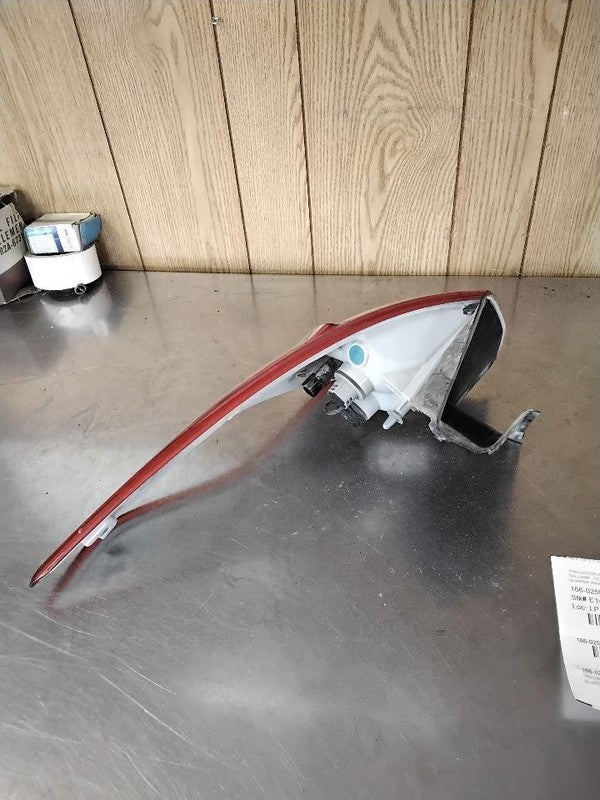 Tail Light Assembly FORD ESCAPE Right 13 14 15 16