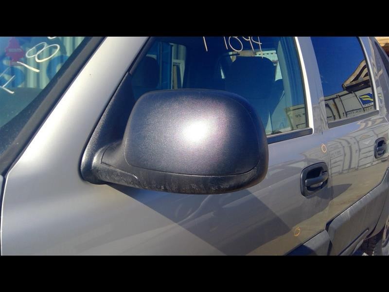 Door Mirror CHEVY AVALANCHE 1500 Left 03 04 05 06