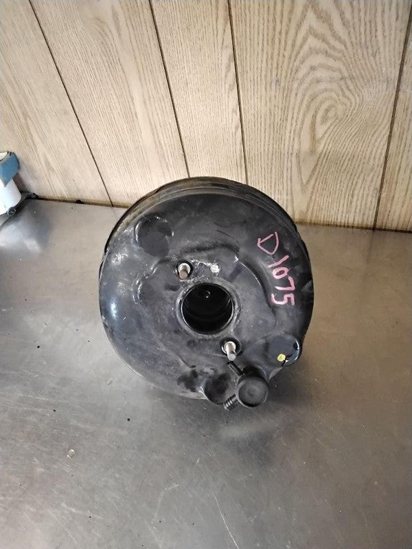 2002-2003 Jeep Liberty Power Brake Booster OEM#5072521AA