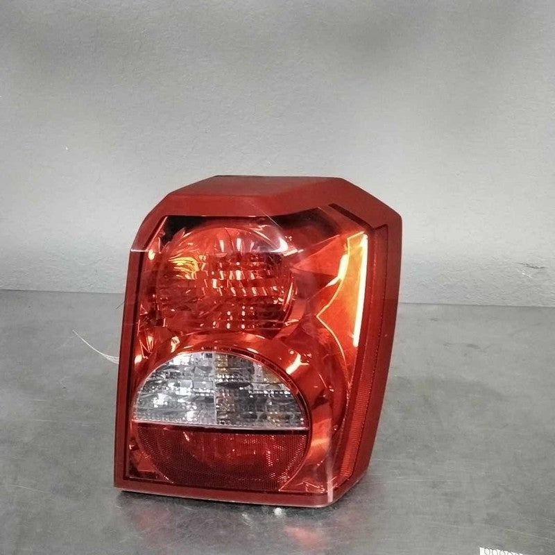 Tail Light Assembly DODGE CALIBER Right 07