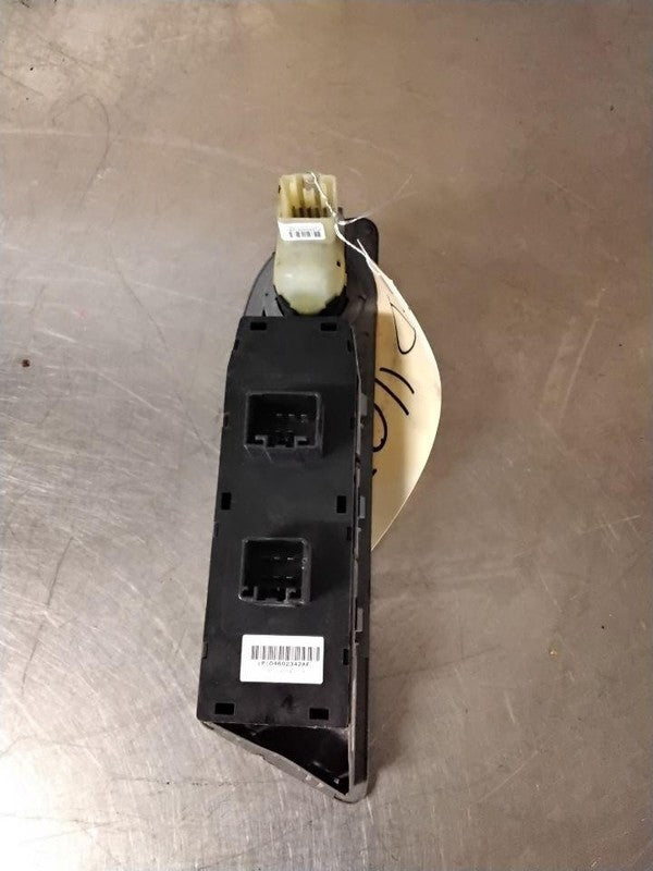 Door Switch Front DODGE DURANGO 04 05