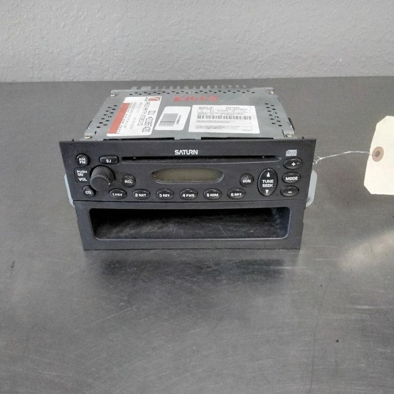 Audio & Visual Equip.(radio) SATURN VUE 04 05