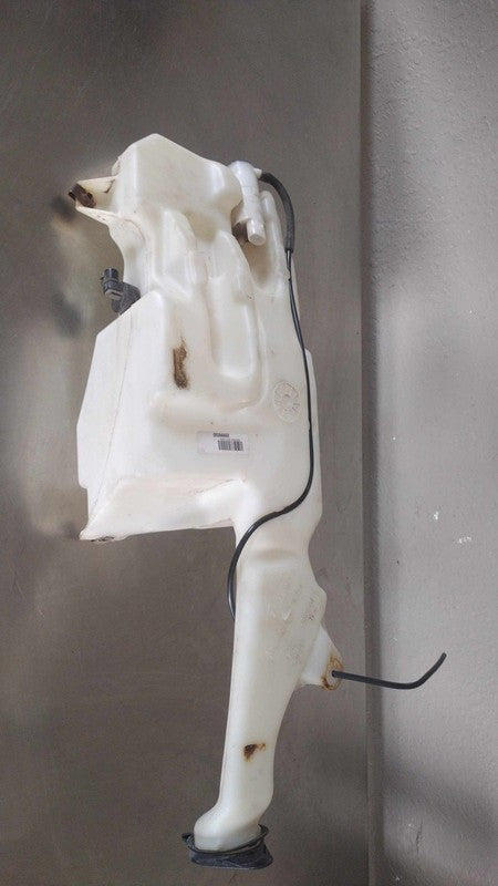 2007-2013 Chevrolet Silverado 1500 Washer Bottle OEM#22880826