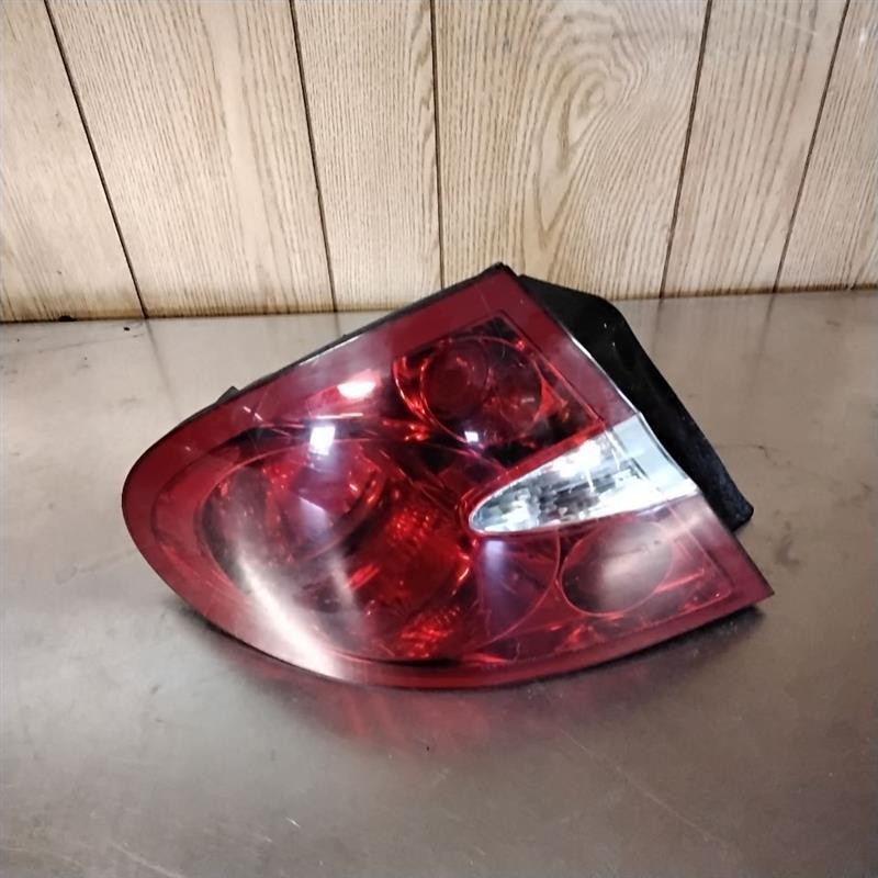 Tail Light Assembly BUICK LACROSSE Left 05 06 07 08 09
