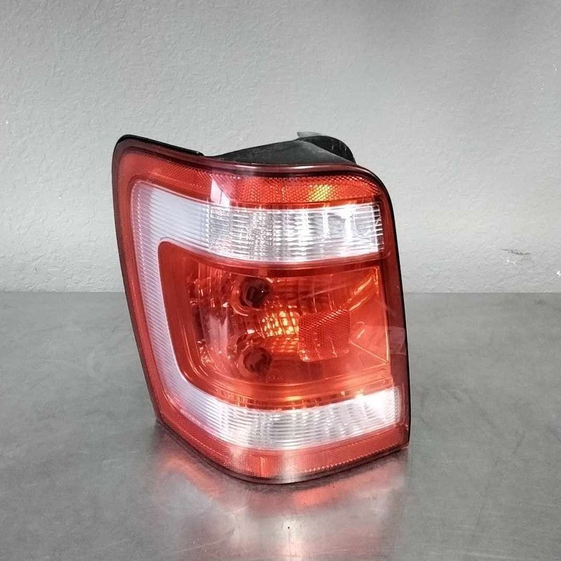 Tail Light Assembly FORD ESCAPE Left 08 09 10 11 12