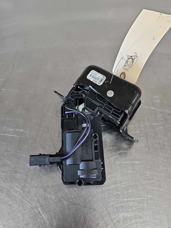 Lid Latch CHEVY TAHOE 24