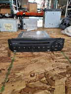 2008-2012 Chrysler Town & Country Info-gps-tv Screen OEM#05064063AE