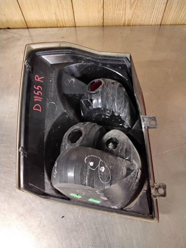Tail Light Assembly DODGE CALIBER Right 07