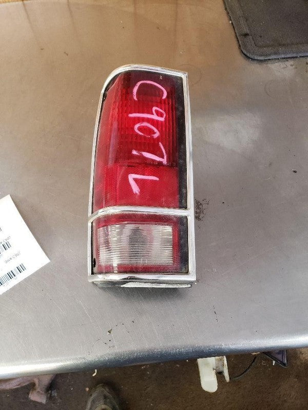 Tail Light Assembly BLAZER S10/JIMMY S15 Left 1983 - 1994